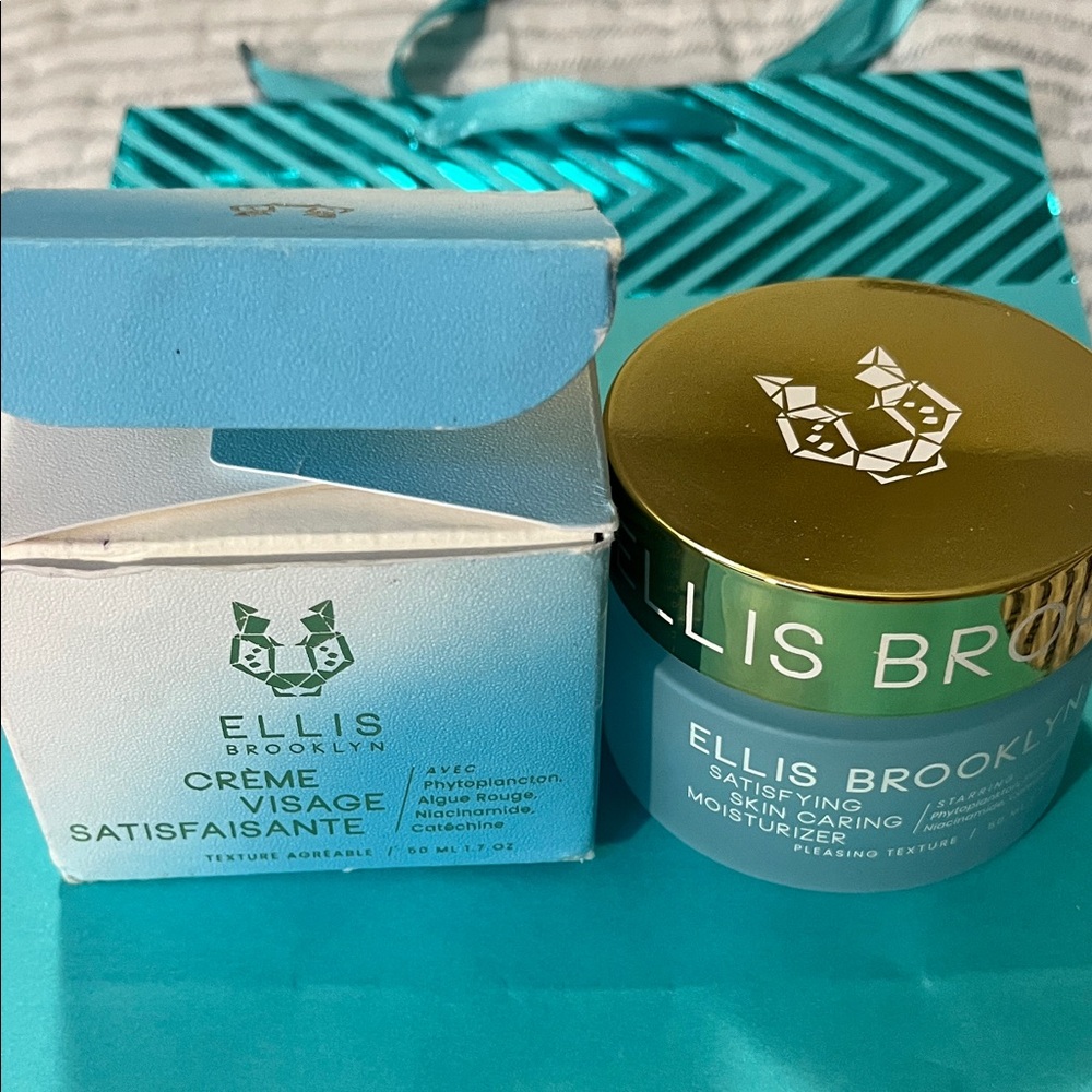 Ellis Brooklyn Blue Satisfying Moisturizer
